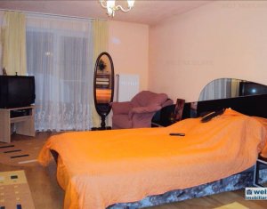 Maison 4 chambres à vendre dans Cluj-napoca, zone Bulgaria