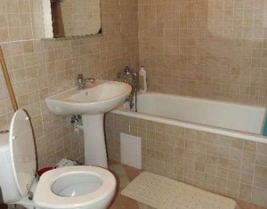 Appartement 3 chambres à vendre dans Floresti