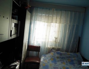 Lakás 4 szobák eladó on Cluj-napoca, Zóna Manastur