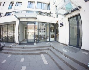 Espace Commercial à vendre dans Cluj-napoca, zone Centru