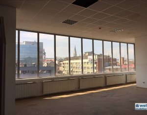 Bureau à louer, 1438m2 dans Cluj-napoca, zone Centru