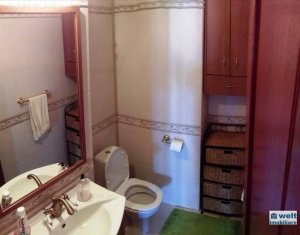 Appartement 3 chambres à vendre dans Cluj-napoca, zone Manastur