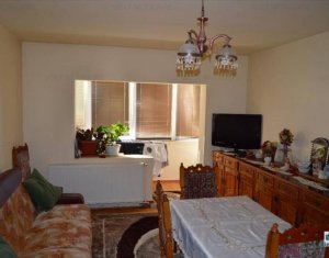 Appartement 4 chambres à vendre dans Cluj-napoca, zone Baciu