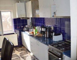 Appartement 4 chambres à vendre dans Cluj-napoca, zone Baciu