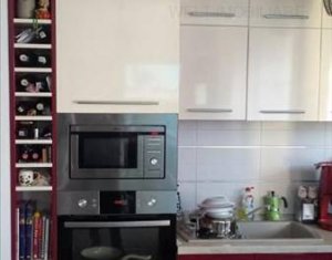 Appartement 3 chambres à vendre dans Floresti