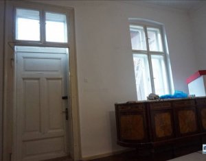 Espace Commercial à louer dans Cluj-napoca, zone Centru
