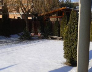 Maison 5 chambres à vendre dans Floresti