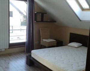 Maison 5 chambres à vendre dans Floresti