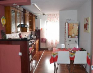 Appartement 3 chambres à vendre dans Cluj-napoca, zone Marasti