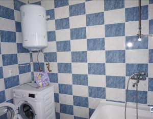 Maison 4 chambres à vendre dans Floresti