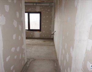 Maison 5 chambres à vendre dans Floresti