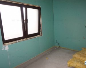 Maison 5 chambres à vendre dans Floresti