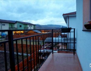 Maison 5 chambres à louer dans Floresti