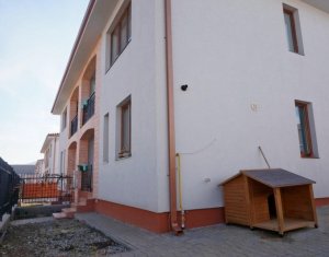 Maison 5 chambres à louer dans Floresti