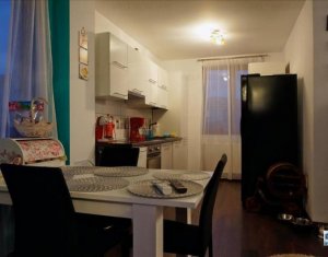 Maison 5 chambres à louer dans Floresti