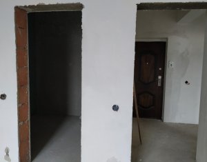 Appartement 3 chambres à vendre dans Cluj-napoca, zone Baciu