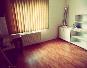 Espace Commercial à vendre, 50m2 dans Floresti