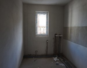 , 51.85m2 dans Floresti