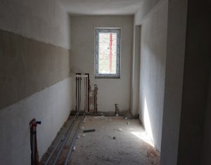 Appartement 3 chambres à vendre dans Floresti