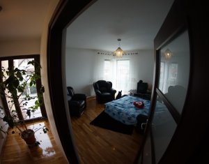 Maison 6 chambres à vendre dans Cluj-napoca, zone Iris