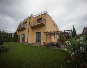 Maison 6 chambres à vendre dans Cluj-napoca, zone Iris