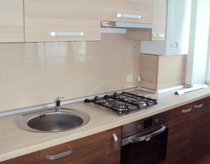 Appartement 3 chambres à louer dans Cluj-napoca, zone Gheorgheni
