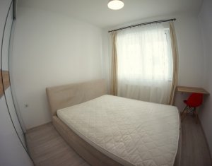 Appartement 3 chambres à louer dans Cluj-napoca, zone Centru