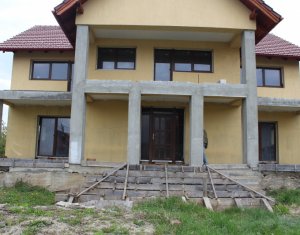 , 380m2 on Floresti