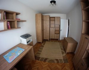 Lakás 4 szobák kiadó on Cluj-napoca, Zóna Andrei Muresanu