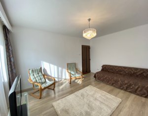 Appartement 3 chambres à louer dans Cluj-napoca, zone Zorilor