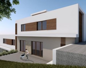 Maison 4 chambres à vendre dans Cluj-napoca, zone Europa