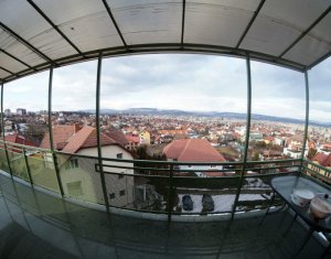 Appartement 4 chambres à vendre dans Cluj-napoca, zone Andrei Muresanu