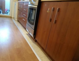 Lakás 4 szobák kiadó on Cluj-napoca, Zóna Manastur