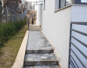 Ház 5 szobák eladó on Cluj-napoca, Zóna Andrei Muresanu