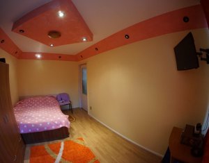 Appartement 4 chambres à vendre dans Cluj-napoca, zone Manastur