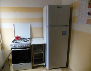 Appartement 3 chambres à louer dans Floresti