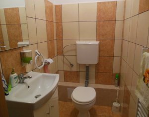 Appartement 3 chambres à louer dans Floresti