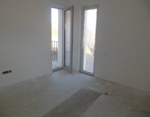 Lakás 4 szobák eladó on Floresti