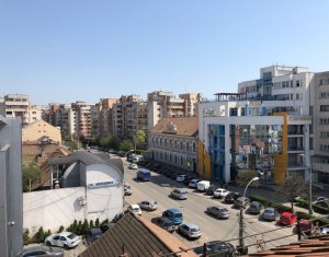 Lakás 4 szobák eladó on Cluj-napoca, Zóna Centru