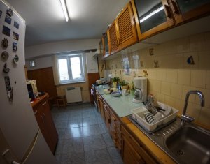 Lakás 3 szobák eladó on Cluj-napoca, Zóna Marasti