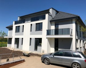 Appartement 4 chambres à vendre dans Floresti