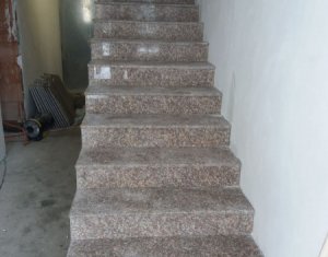 Appartement 4 chambres à vendre dans Floresti