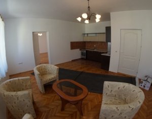 Appartement 4 chambres à vendre dans Cluj-napoca, zone Centru