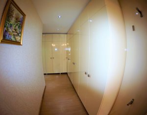 Appartement 3 chambres à louer dans Cluj-napoca, zone Buna Ziua