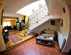 Maison 5 chambres à vendre dans Cluj-napoca, zone Gruia