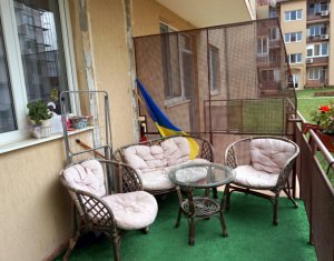 Appartement 3 chambres à vendre dans Floresti