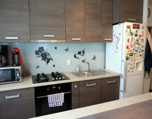 Appartement 3 chambres à vendre dans Floresti