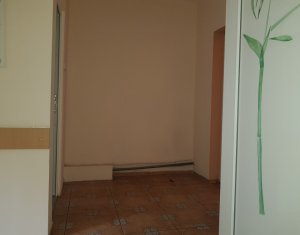 Bureau à louer dans Cluj-napoca, zone Centru