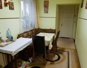 Appartement 3 chambres à vendre dans Cluj-napoca, zone Manastur