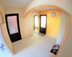 Appartement 3 chambres à vendre dans Cluj-napoca, zone Marasti